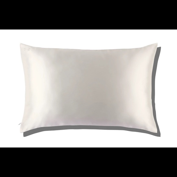 Silk Zippered Queen Pillowcase by Slip (NWT) - Picture 1 of 2